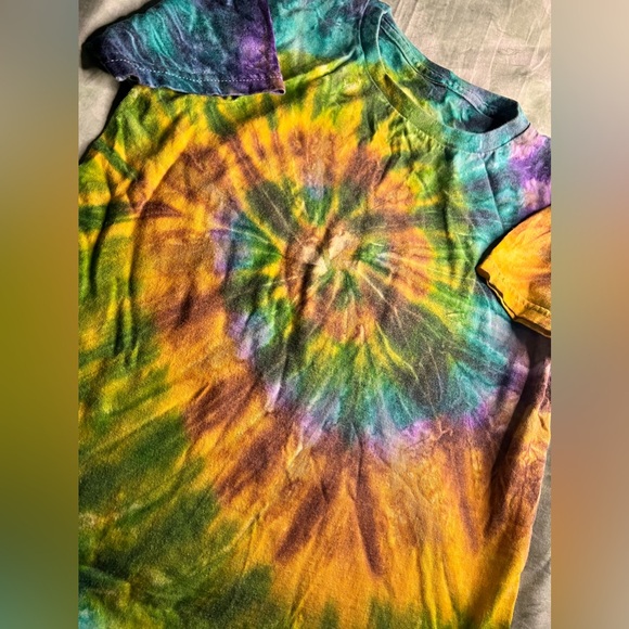 Kid's Tye Dye Mardi Gras T-Shirt - Picture 2 of 4